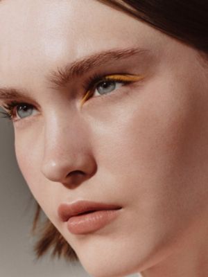 Eye pencil, Jaune Impérial, View: Worn, worn, view 5 of 8