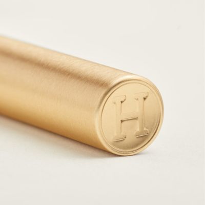 ルージュ・エルメス〉女性のくちもとの美しさのためのコレクション