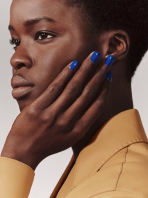Nail polish, Limited edition, Bleu Électrique, View: Worn, worn, view 3 of 6