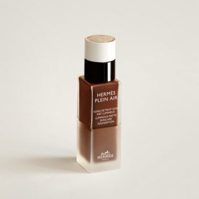 Luminous matte skincare foundation, 93W Havane