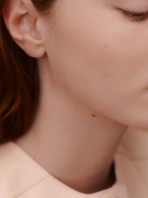 Luminous matte skincare foundation, 05C Nata, View: Worn, worn, view 3 of 7
