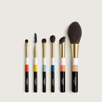 607550V0_front_wm_2?size=3000,