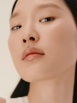 Nourishing lip care mask, View: Worn, worn, view 3 of 6