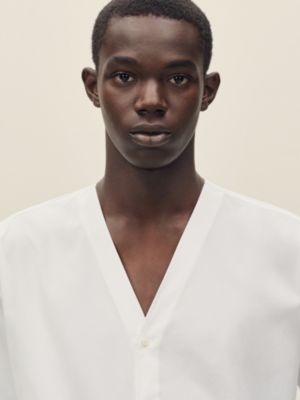 V-neck boxy fit shirt, View: Worn, worn, view 4 of 7