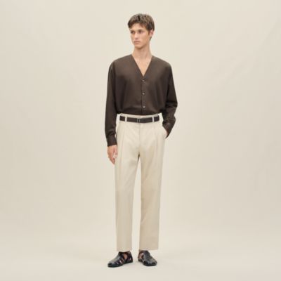 V-neck boxy fit shirt
