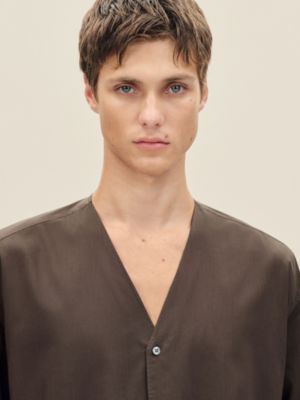 V-neck boxy fit shirt, View: Worn, worn, view 4 of 7