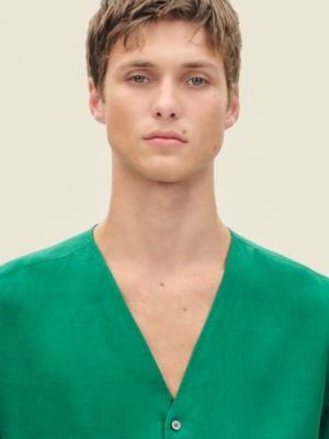 V-neck boxy fit shirt, View: Worn, worn, view 4 of 7