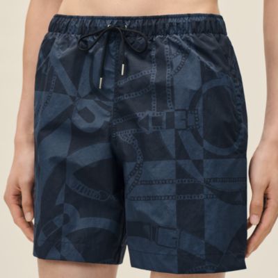658101H760_worn_4?size=3000,