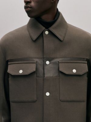 가죽 디테일 울 오버셔츠, 보기: 이미지: 제품 착용 이미지, worn, 4개 중 6번째 보기