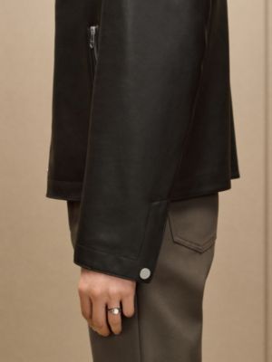Blouson imprimé en cuir de veau , Vue: Vue portée, worn, vue 5 sur 6