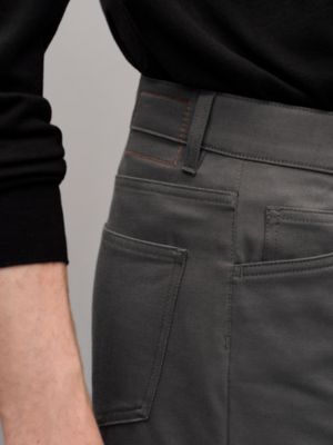 Vaqueros con etiqueta en piel, Vista: Ver artículo puesto, worn, vista 4 de 5