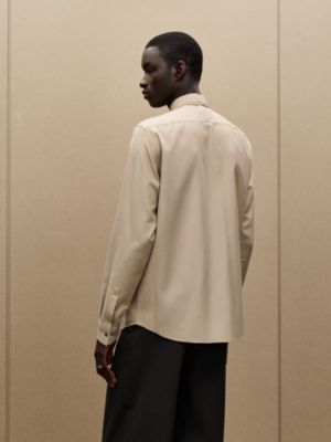 "Nervures H" straight cut silk shirt with Louis collar, View: Worn, worn, view 3 of 7