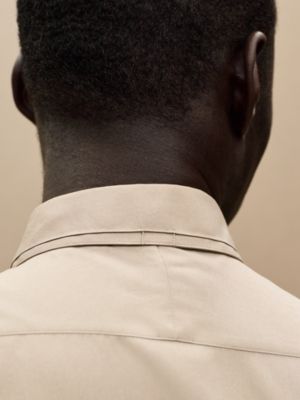 "Nervures H" straight cut silk shirt with Louis collar, View: Worn, worn, view 6 of 7