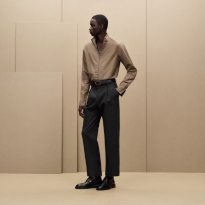 Straight cut shirt with contrasted detail