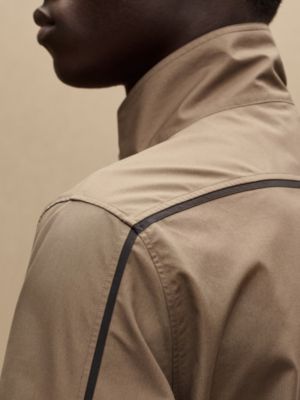 대조적인 디테일 스트레이트 컷 셔츠, 보기: 이미지: 제품 착용 이미지, worn, 6개 중 6번째 보기