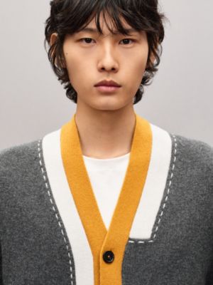 “Decoupe sellier” 캐시미어 버튼 가디건, 보기: 이미지: 제품 착용 이미지, worn, 4개 중 6번째 보기