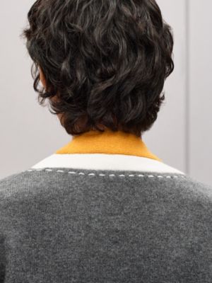 “Decoupe sellier” 캐시미어 버튼 가디건, 보기: 이미지: 제품 착용 이미지, worn, 5개 중 6번째 보기