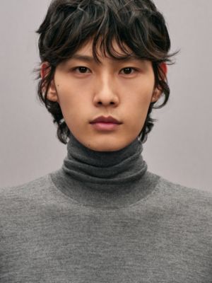 "H Etriviere" turtleneck sweater, View: Worn, worn, view 2 of 5