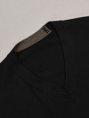 "Detail H" V-neck wool sweater, View: front, front, view 5 of 5