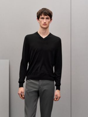 "Detail H" V-neck wool sweater, View: Worn, worn, view 2 of 5