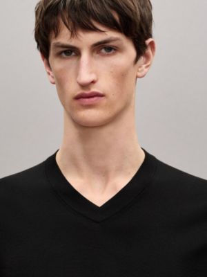 "Detail H" V-neck wool sweater, View: Worn, worn, view 4 of 5
