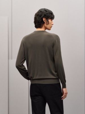 "Detail H" V-neck wool sweater, View: Worn, worn, view 3 of 5