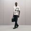 Camiseta con aplique en seda "Ex-Libris", quartz, Le informaremos cuando este producto esté de nuevo disponible