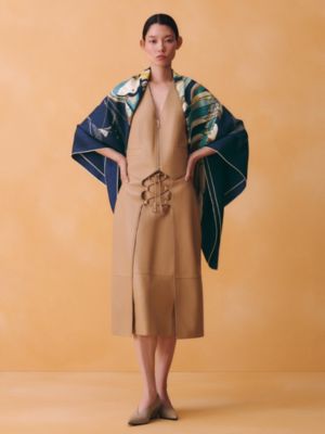 Le Pegase d'Hermès scarf 140, View: Worn, worn, view 2 of 4
