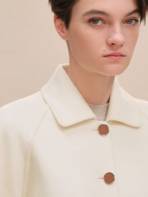 Blazer em cashmere, Exibir: Sendo usado, worn, visualizar 4 de 5