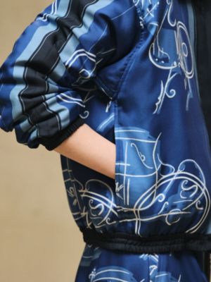 Blouson imprimé «&nbsp;Ex-Libris à Main Levée&nbsp;», Vue: Vue portée, worn, vue 7 sur 7