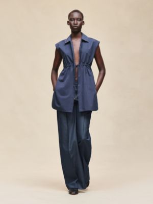 Sleeveless drawstring shirt