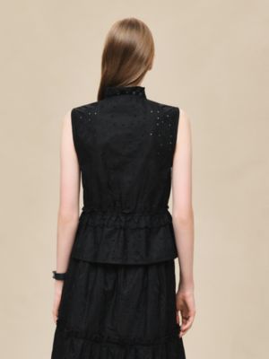 Sleeveless embroidered blouse, View: Worn, worn, view 3 of 5
