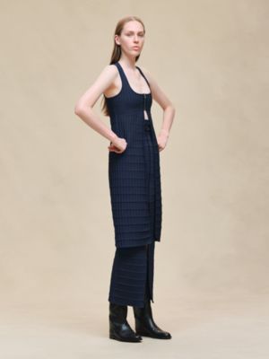 Long skirt with slit