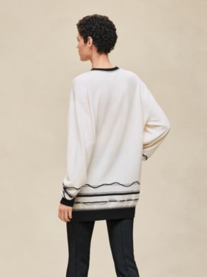 ロングスリーブスウェットニット チュニックスタイル 《エクスリブリス》モチーフ, イメージ: 着用例, worn, ビュー3の5