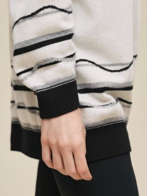 ロングスリーブスウェットニット チュニックスタイル 《エクスリブリス》モチーフ, イメージ: 着用例, worn, ビュー5の5