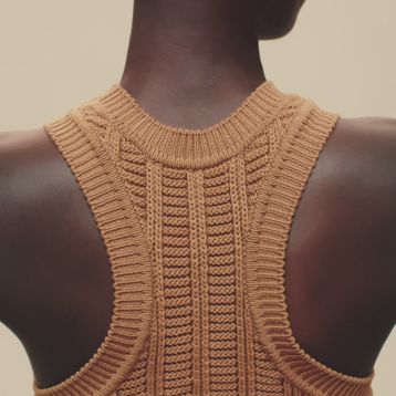 クリーニング済♡HERMES ノースリーブ イエロー サイズ38 HERMES（エルメス） ロングスリーブニット Hリフト カシミヤ 36