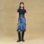 "Ex-Libris a Main Levee" short-sleeve twillaine long dress, bleu lagune
