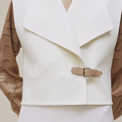Cashmere sleeveless short vest, View: video, view 2 of 8