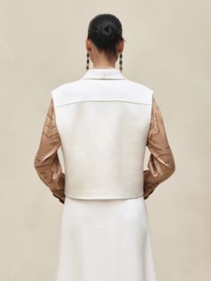 캐시미어 슬리브리스 쇼트 베스트, 보기: 이미지: 제품 착용 이미지, worn, 5개 중 8번째 보기