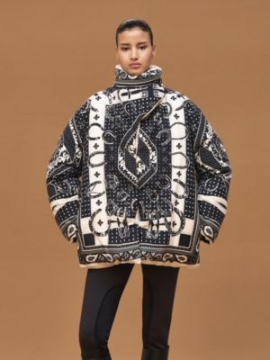 コート 《ラッキーチャーム・シェヴロン》プリント, イメージ: 着用例, worn, ビュー5の7