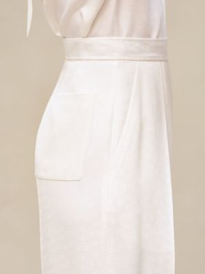 Calça em seda, Exibir: Sendo usado, worn, visualizar 5 de 6