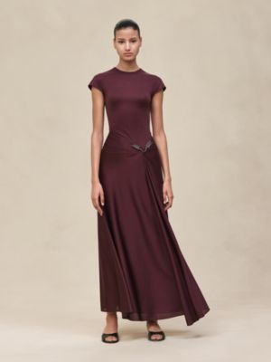 Vestido drapeado con detalle joya