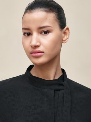 애스콧 칼라 셔츠, 보기: 이미지: 제품 착용 이미지, worn, 5개 중 6번째 보기