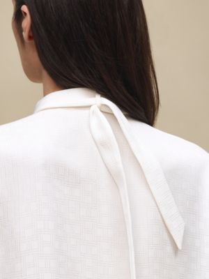 Camisa com gola echarpe, Exibir: Sendo usado, worn, visualizar 6 de 7