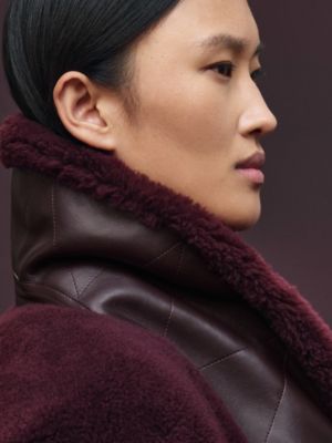 가죽 쇼트 코트, 보기: 이미지: 제품 착용 이미지, worn, 6개 중 7번째 보기