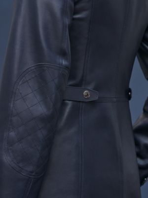 レザーショートトレンチコート, イメージ: 着用例, worn, ビュー7の8