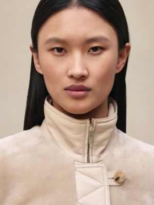 슬리브리스 쇼트 베스트, 보기: 이미지: 제품 착용 이미지, worn, 5개 중 7번째 보기