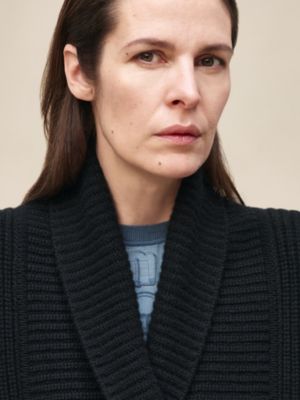 Cashmere buttoned jacket, View: Worn, worn, view 4 of 6