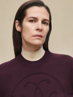 Langärmeliger Pullover mit "H Lift"-Motiv, Ansicht: Getragene Ansicht, worn, Ansicht 4 von 5