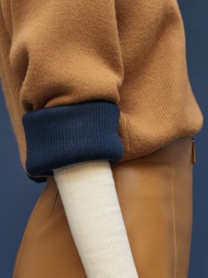 롱 슬리브 스웨터, 보기: 이미지: 제품 착용 이미지, worn, 5개 중 6번째 보기